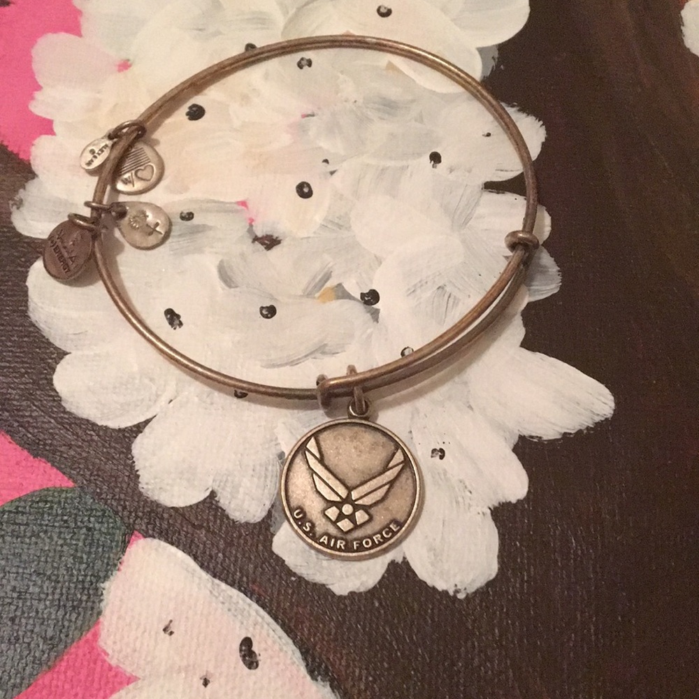 Alex & Ani